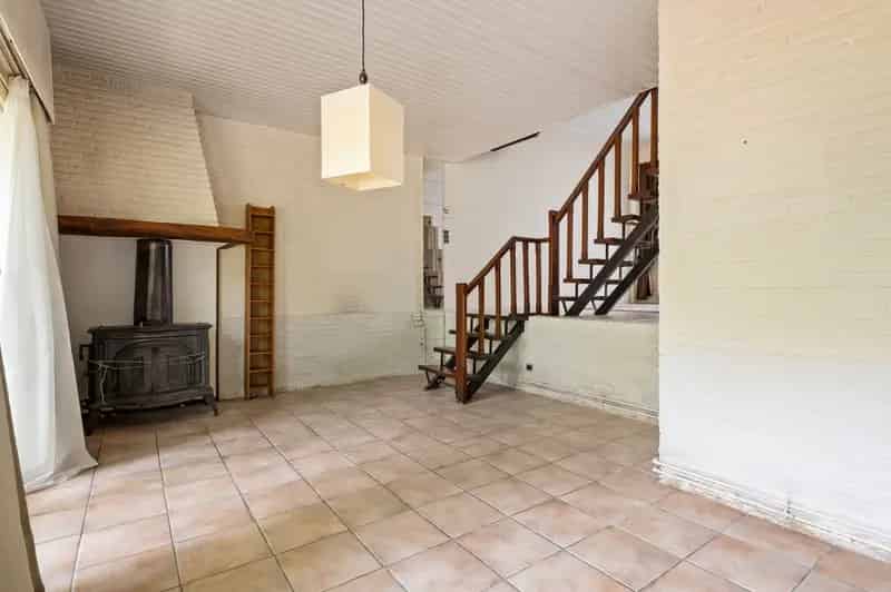 Halfopen split-levelwoning op zonnig perceel van 540 m²!