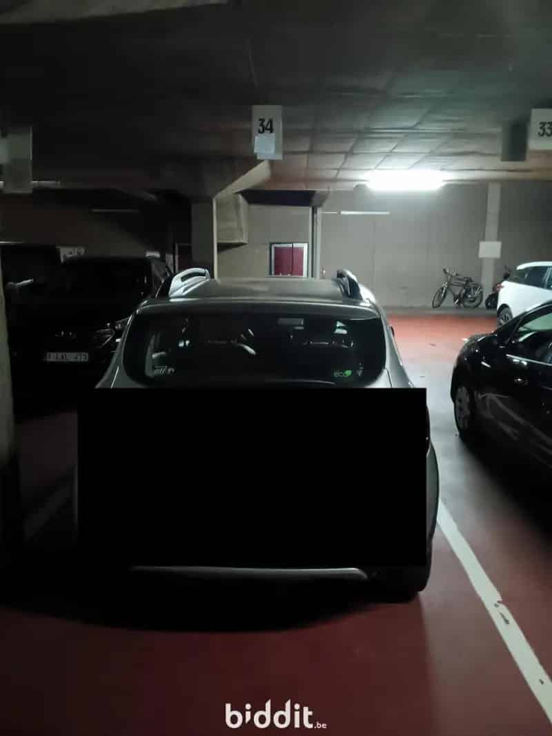 Lot van 5 overdekte parkeerplaatsen, Residentie Boudelo