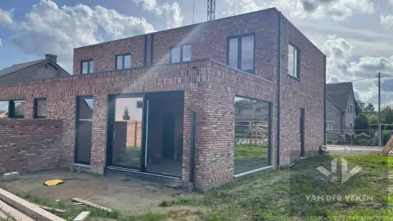 Huis te huur Diepenbeek: Casco Nieuwbouwwoning 3 slaapkamers