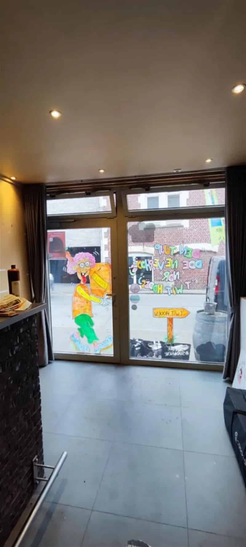 Horecazaak in centrum Meerbeke (Ninove)