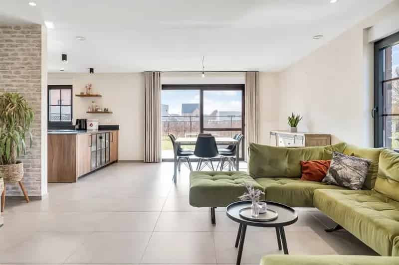 ZEER RECENTE, RUIME EN ENERGIEZUINIGE WONING