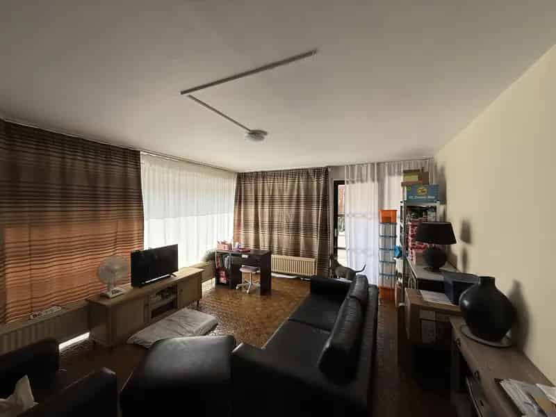 AALST - Gelijkvloers éénslaapkamerappartement.