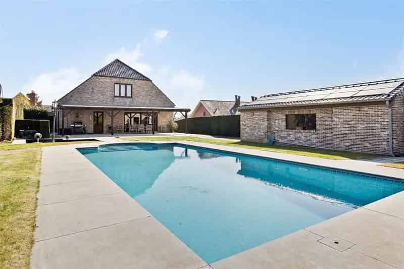 Villa te koop met 5 slaapkamers