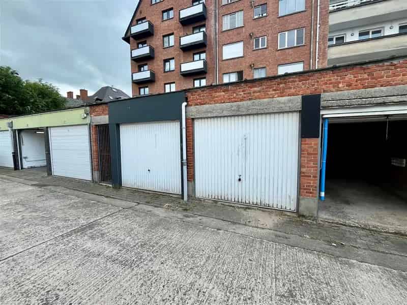 Garagebox te koop Centrum