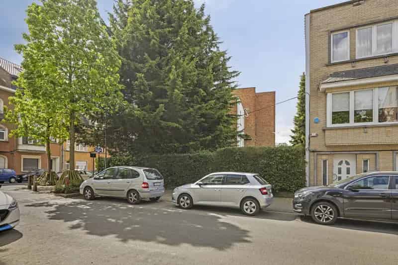 Bouwgrond te Huur Sint-Agatha-Berchem Meergezinswoning