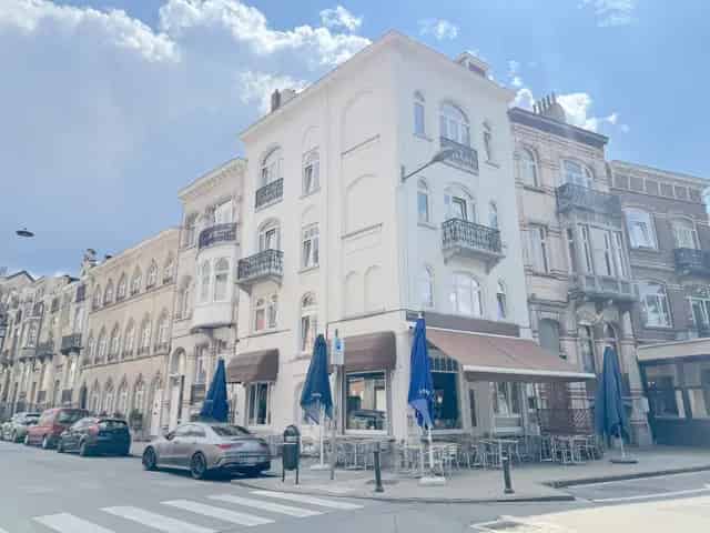 
                                                                    Huis
                                                                             te koop te Schaerbeek
                                                                