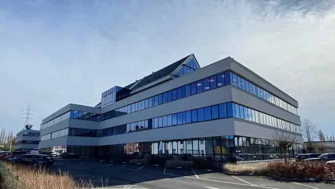 Kantoor te huur in Verlorenbroodstraat 120, Merelbeke - Dewaele