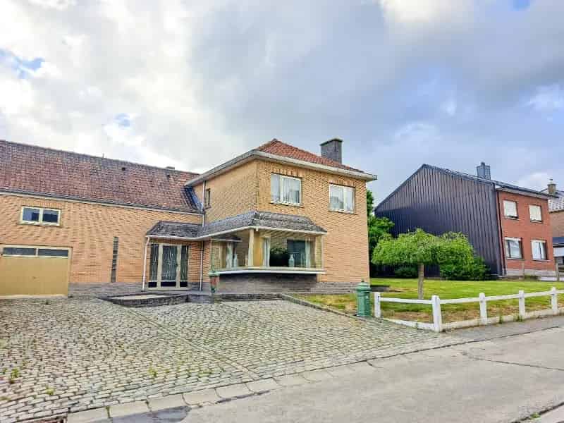 Huis te koop Appelterre-Eichem: Grote tuin, garage en renovatieproject