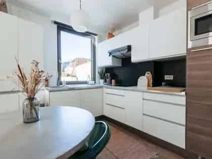 Appartement Te Huur , Komen-Waasten, Henegouwen