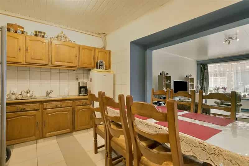 Ruime woning met 3 slpks in het centrum!