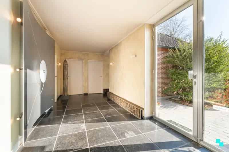 Riante villa op perceel van 2.155m² te Bosmolens, Izegem