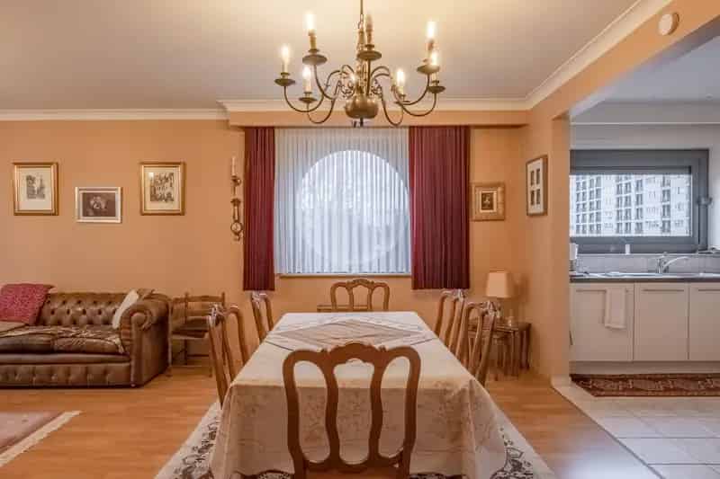 Hoekappartement met drie slaapkamers 8504675
