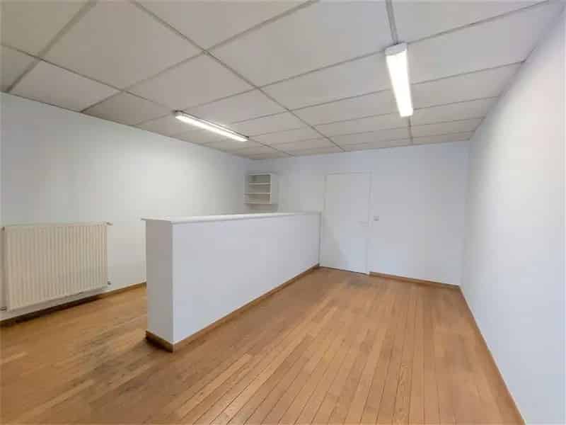 Multi functionele kantoorruimte te koop