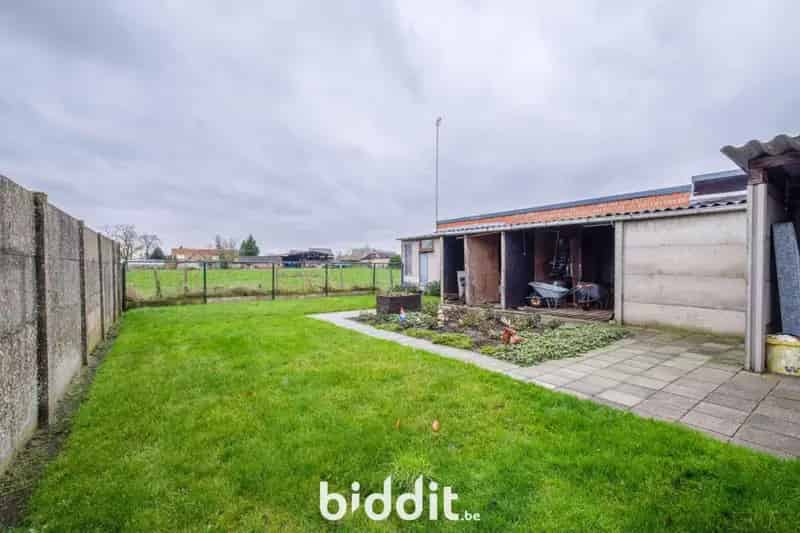 OP TE FRISSEN WONING
