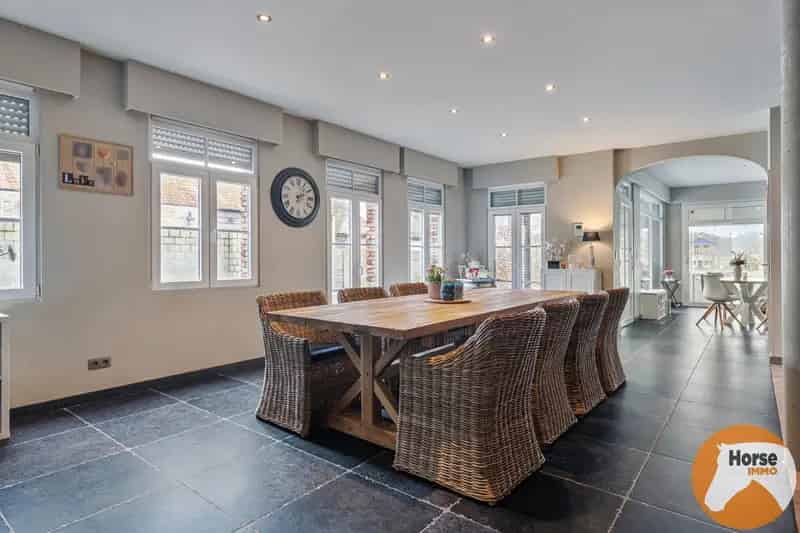 BERLARE - Landelijk gelegen woning met prachtig groenzicht