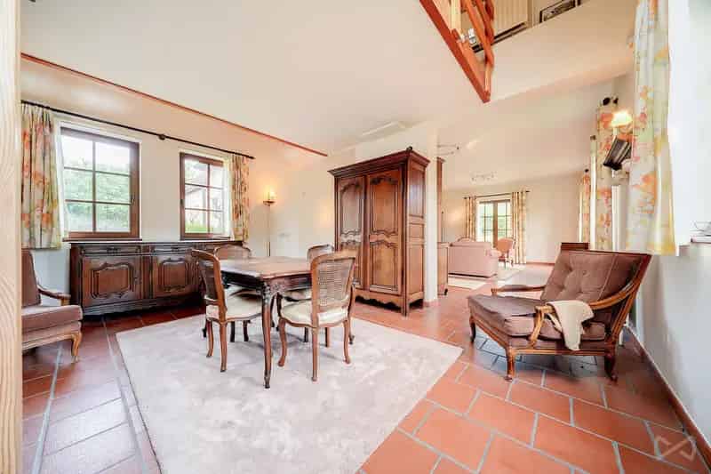 Huis met drie slaapkamers in Genval