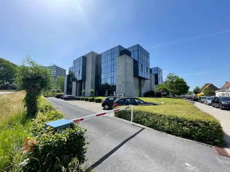Kantoren te huur in Portalis Zwijnaarde