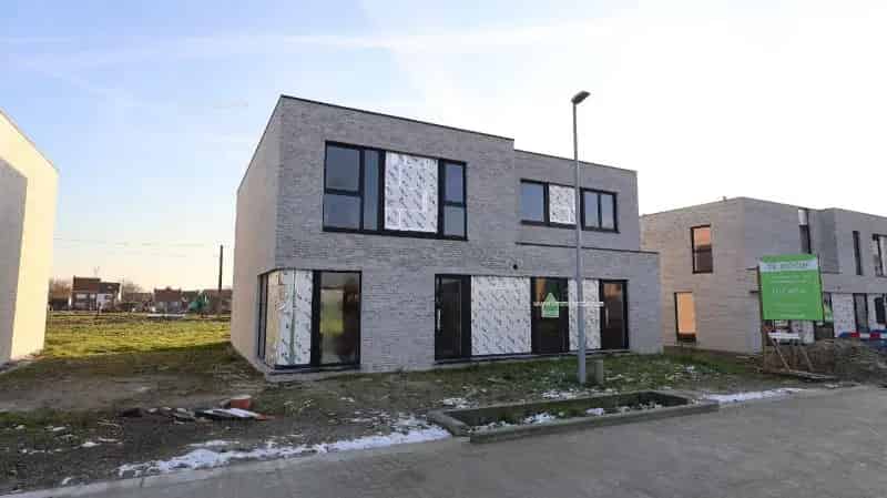 Nieuwbouw woning te koop in Roeselare