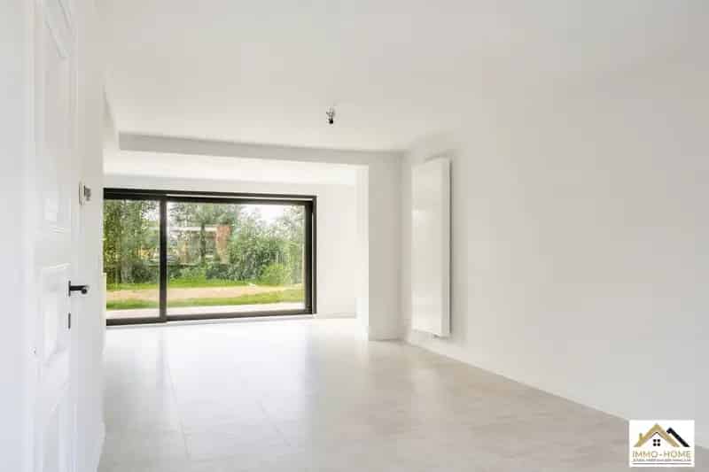 Gerenoveerde woning op TOP ligging in Lochristi