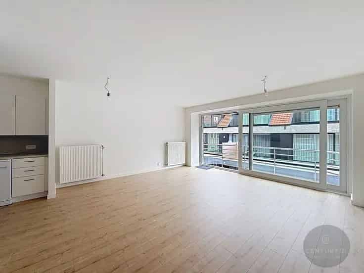 Lichtrijk Appartement te Centrum Heist