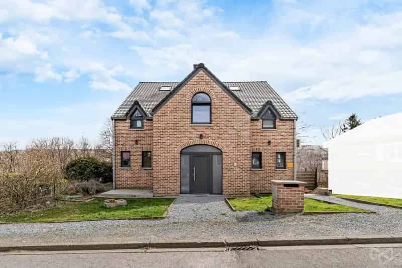 Huis te koop Engis: 6 slaapkamers, tuin, zwembad, wellness
