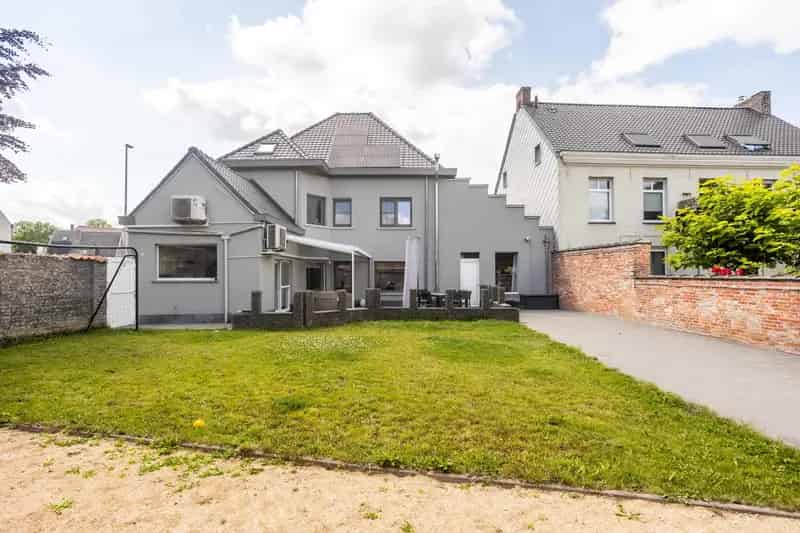 Instapklare woning met tuin, terras en ruimte voor hobby of praktijk