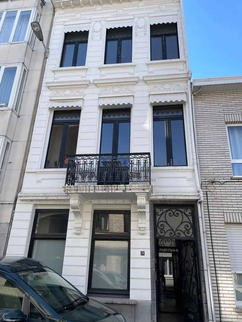 Leuke gelijkvloerse studio met koer