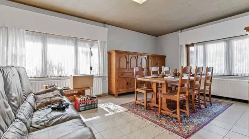 AARSCHOT - Ruime woning met 3 slk, tuin en garage