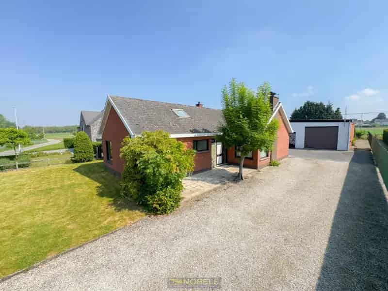 Bungalow te Oudenaarde met Magazijn 205m²
