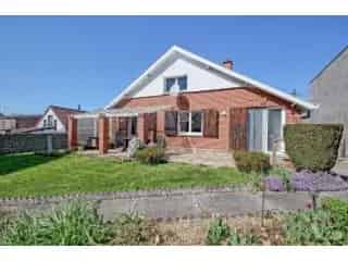 Huis te koop - 3 slaapkamers - tuin 20 are - zolder 80m²