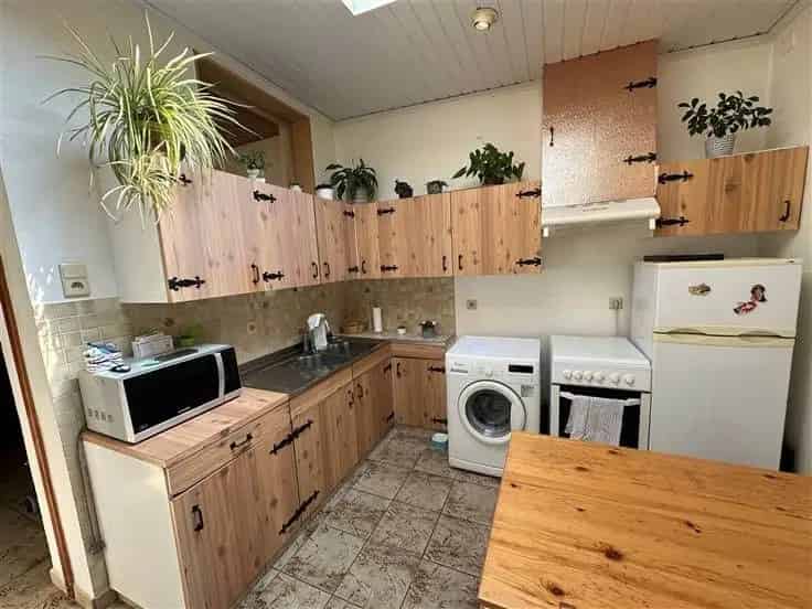 Huis Te Koop met Potentieel en Tuin