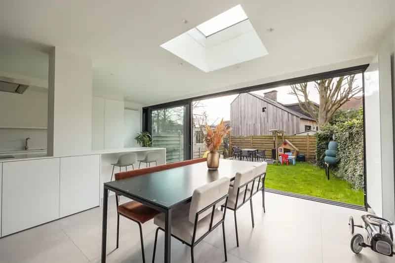 Ruime energiezuinige woning met tuin en garage