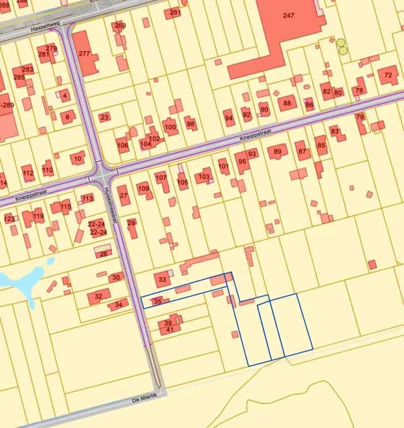 Genk, Huiskensweier 35: Ruime woning met magazijn, kantoorruimte, ruime garage, opslagplaats, 3 slaapkamers, 2 badkamers,... op 53a62ca vlot bereikbaar vlakbij Natuurgebied "De Maten".