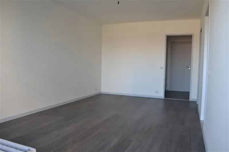Appartement met 1 slpk en terras op 8ste verdieping