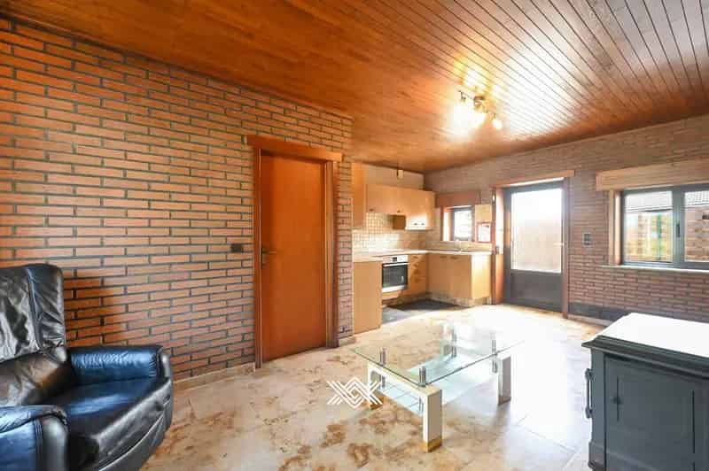 Huis te koop: Renovatieproject met commerciële mogelijkheden
