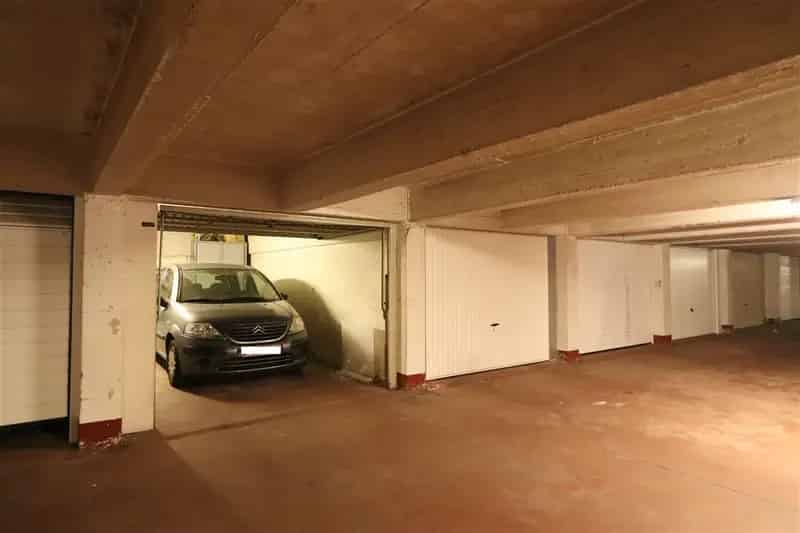 Garagebox te koop in Berchem