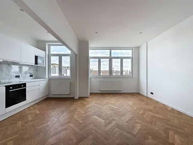 Appartement te Koop Forest 91m² Nabij Altitude 100