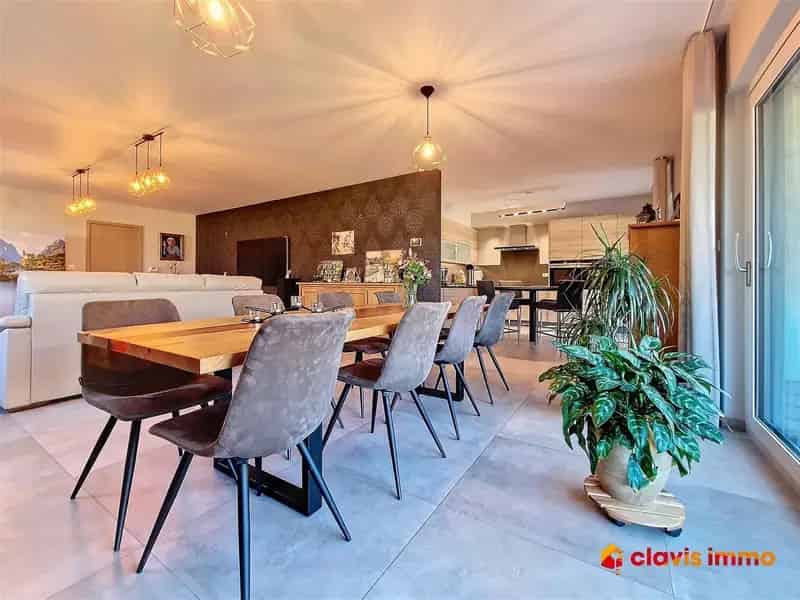 Aangename en recente woning (2022) met mooie tuin