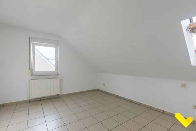 Instapklaar Appartement Met 2 Slaapkamers En Garage.