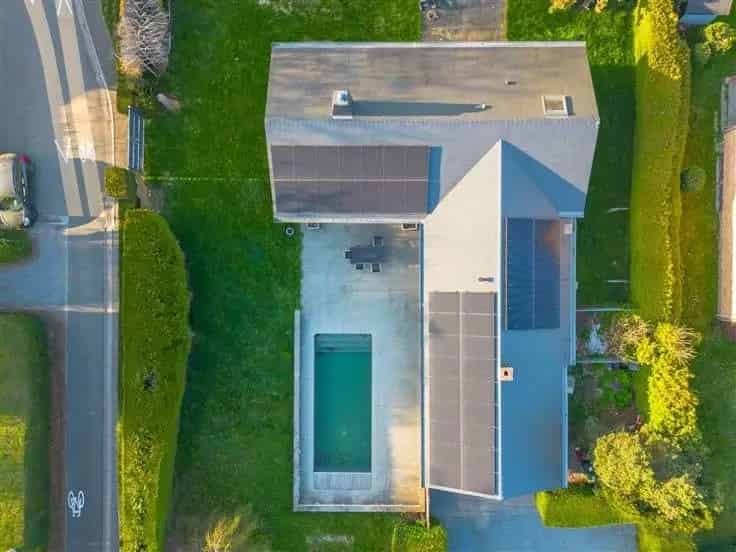 3 Slaapkamer Bungalow Te Koop met Zwembad en Zonnepanelen