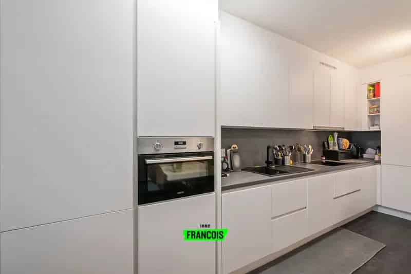 Instapklaar 2-slaapkamerappartement op toplocatie in Mariakerke, Oostende