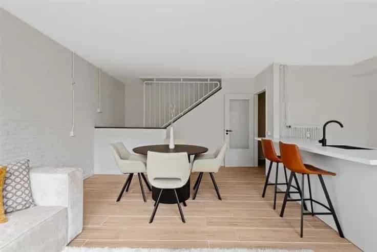 Duplex Te Koop: Instapklaar Appartement met 2 slaapkamers