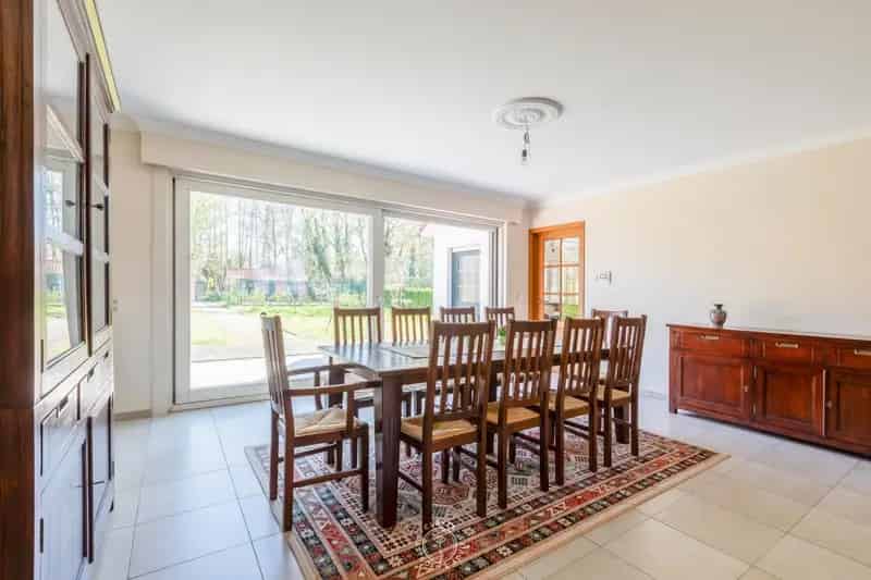 Uitzonderlijk: recent gebouwde woning in de charmantste wijk van Sint-Niklaas 'De Vogelkeswijk'