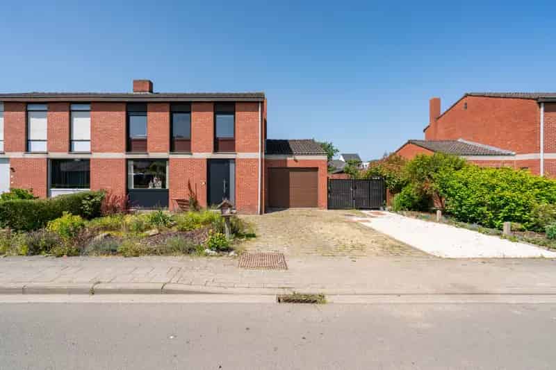 Halfopen bebouwing, 3 slaapkamers, rustig gelegen in Wilsele