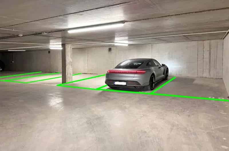 Ondergrondse autostaanplaats in residentie "THE SILVER RESIDENCE"