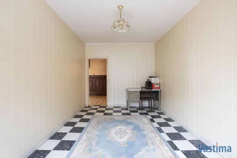 Bouwgrond met aanpalende gezinswoning nabij centrum Aalst