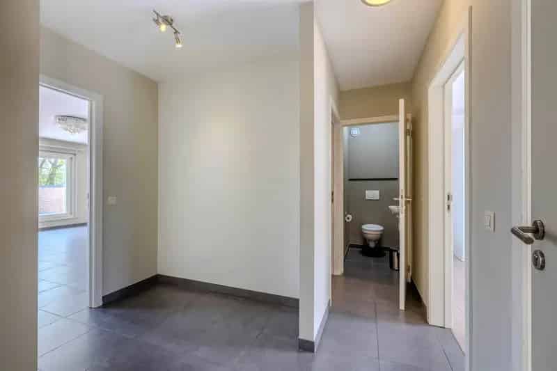 Gunstig gelegen appartement met ruim terras en berging.