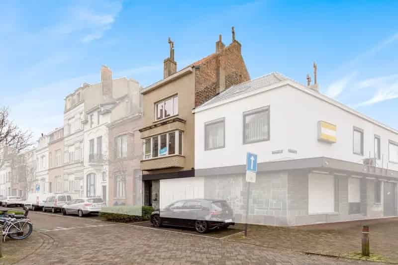 Verzorgde rijwoning gunstig gelegen te Oostende - Westerkwartier!