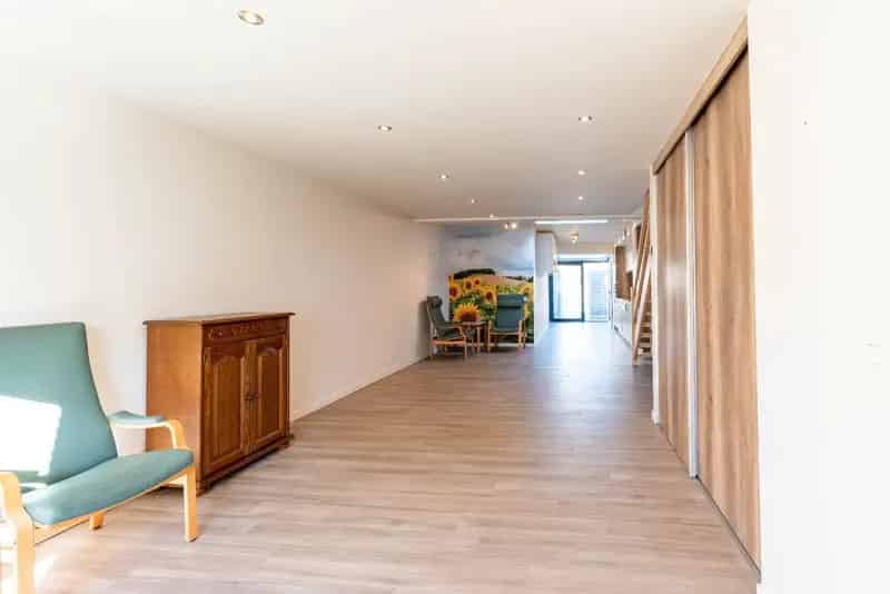 Gerenoveerde woning met twee slaapkamers