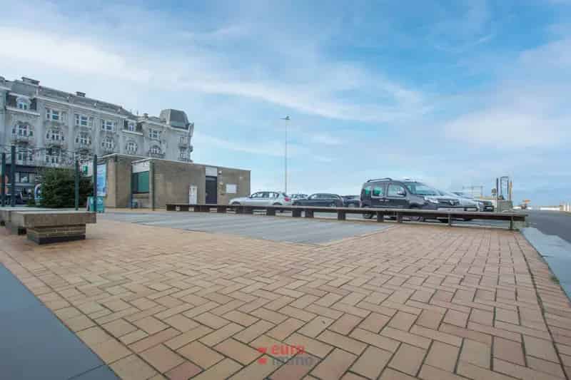 Zéér centraal gelegen garage te Nieuwpoort-bad!